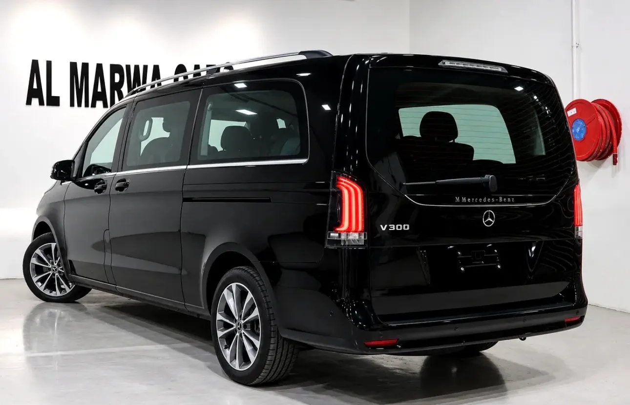 2025 Mercedes-Benz V-Class V 300, the pinnacle of luxury MPVs - GCC Specifications - UNDER WARRANTY  - Thumbnail 3