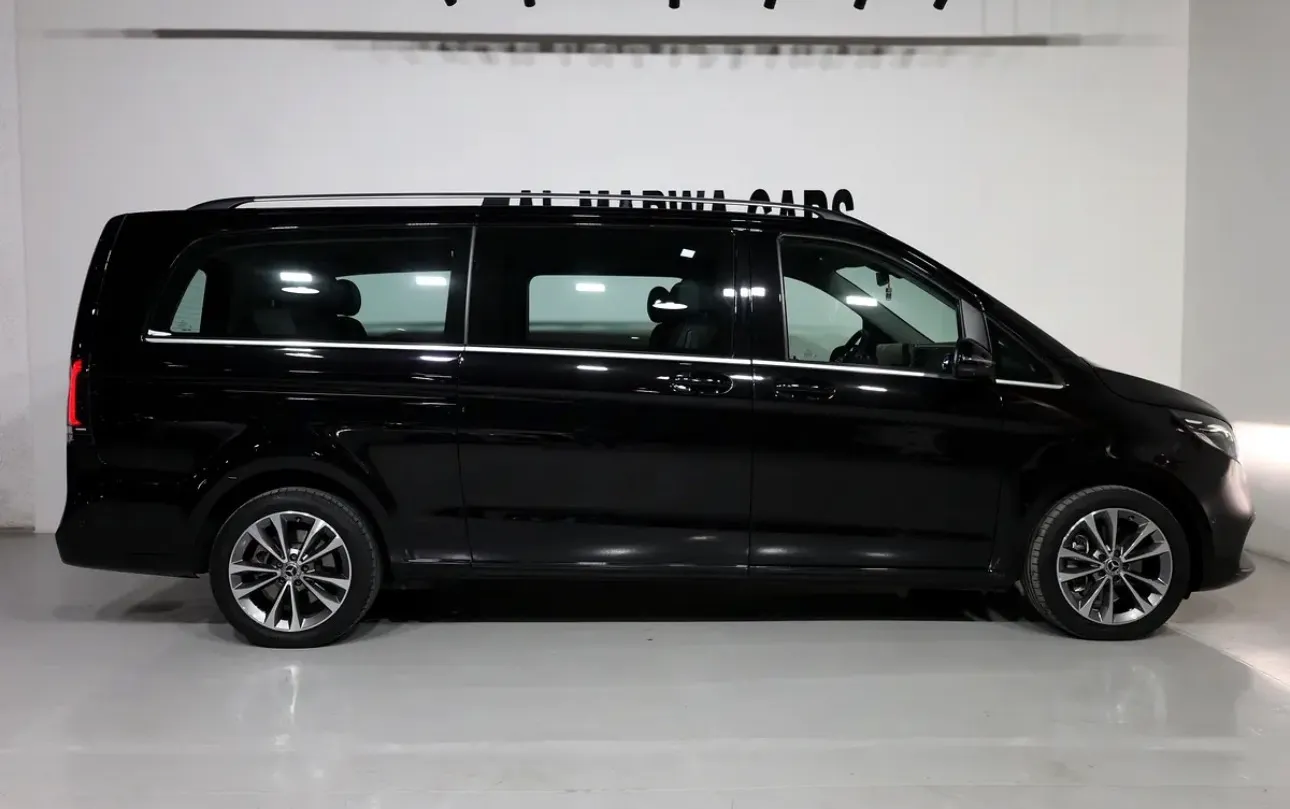 2025 Mercedes-Benz V-Class V 300, the pinnacle of luxury MPVs - GCC Specifications - UNDER WARRANTY  - Thumbnail 7