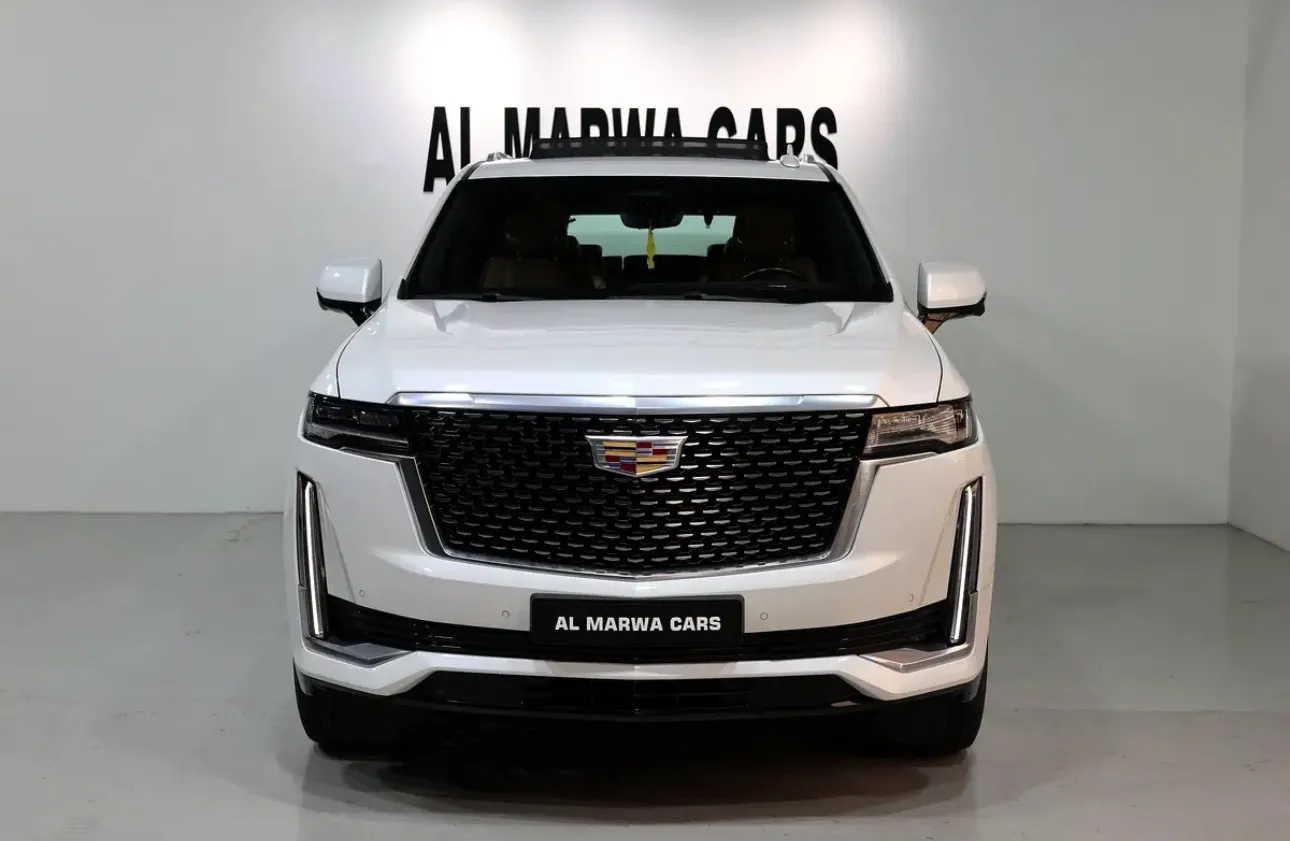 2022 Cadillac Escalade Sport.  - GCC-spec SUV is in pristine condition  -Still under warranty & service  - Thumbnail 6