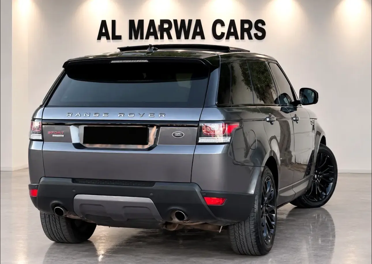 Range rover sport Hse  V8-138000km-Pristine condition  - Thumbnail 4