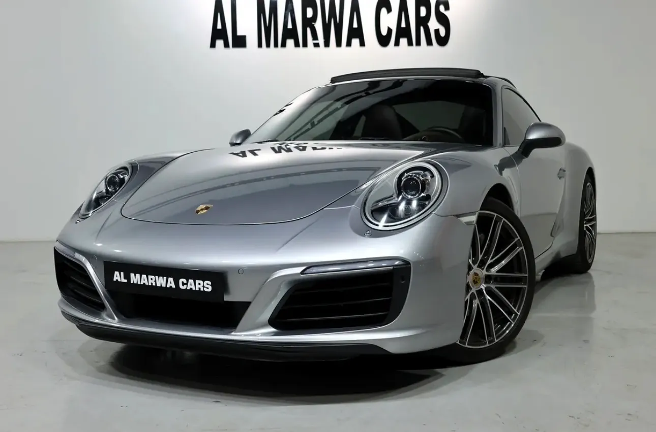 PORSCHE CARRERA 911 -2018 -FULL SERVICE HISTORY FROM AL NABOODA  -GCC SPECS - Thumbnail 2