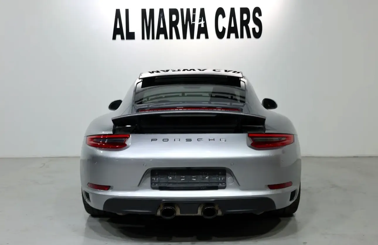 PORSCHE CARRERA 911 -2018 -FULL SERVICE HISTORY FROM AL NABOODA  -GCC SPECS - Thumbnail 6