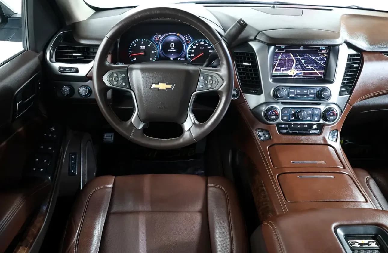 CHEVORLET TAHOE -2016 -GCC SPECS -EXCELLENT CONDITION -FULL SERVICE HISTORY -FREE ACCIDENTS  - Thumbnail 11
