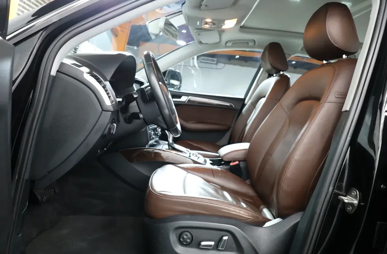 2016 Audi Q5 40 TFSI quattro - GCC specifications -Great condition - Premium SUV -Excellent condition  - Thumbnail 10
