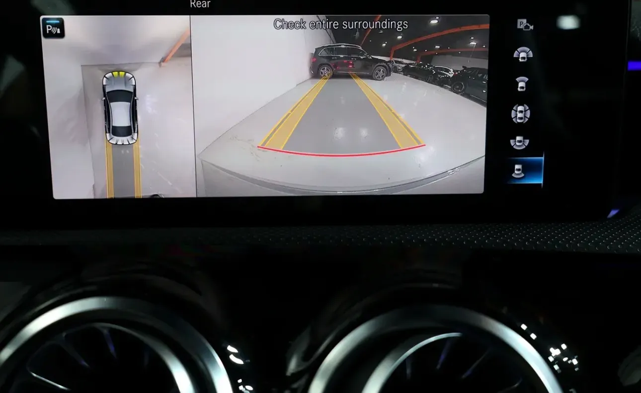 2021 Mercedes-Benz CLA 35 AMG - GCC Specs  - Pristine Condition - Thumbnail 15