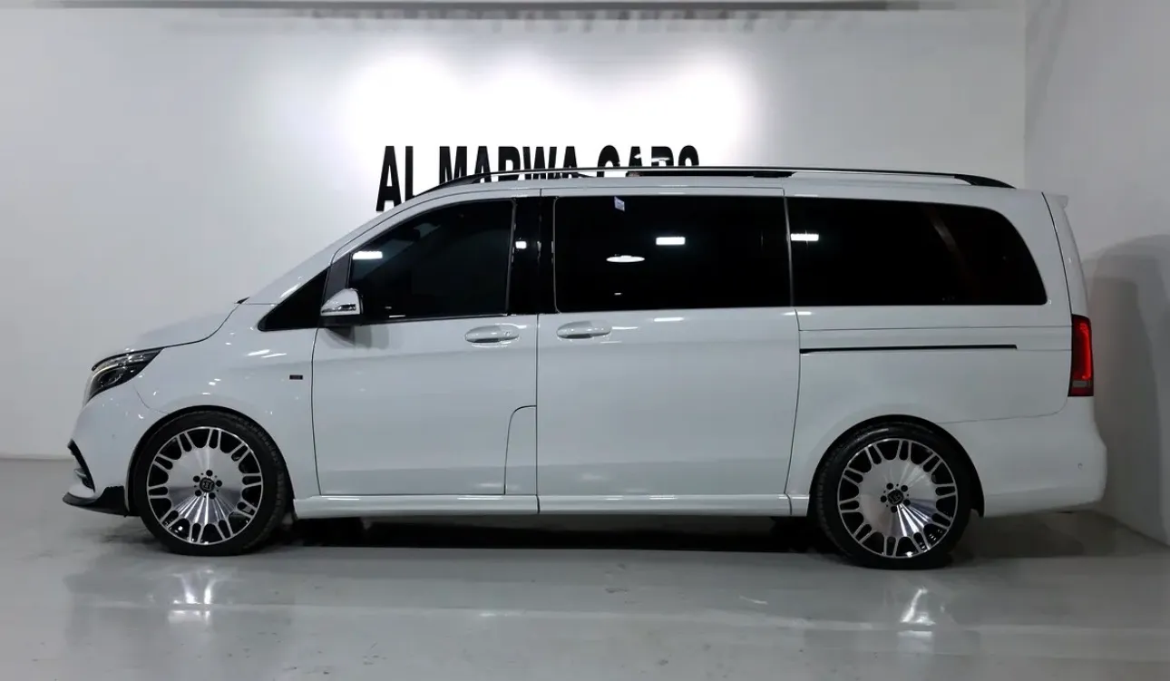 2018 Mercedes-Benz V250 Exclusive - GCC specification - Thumbnail 7