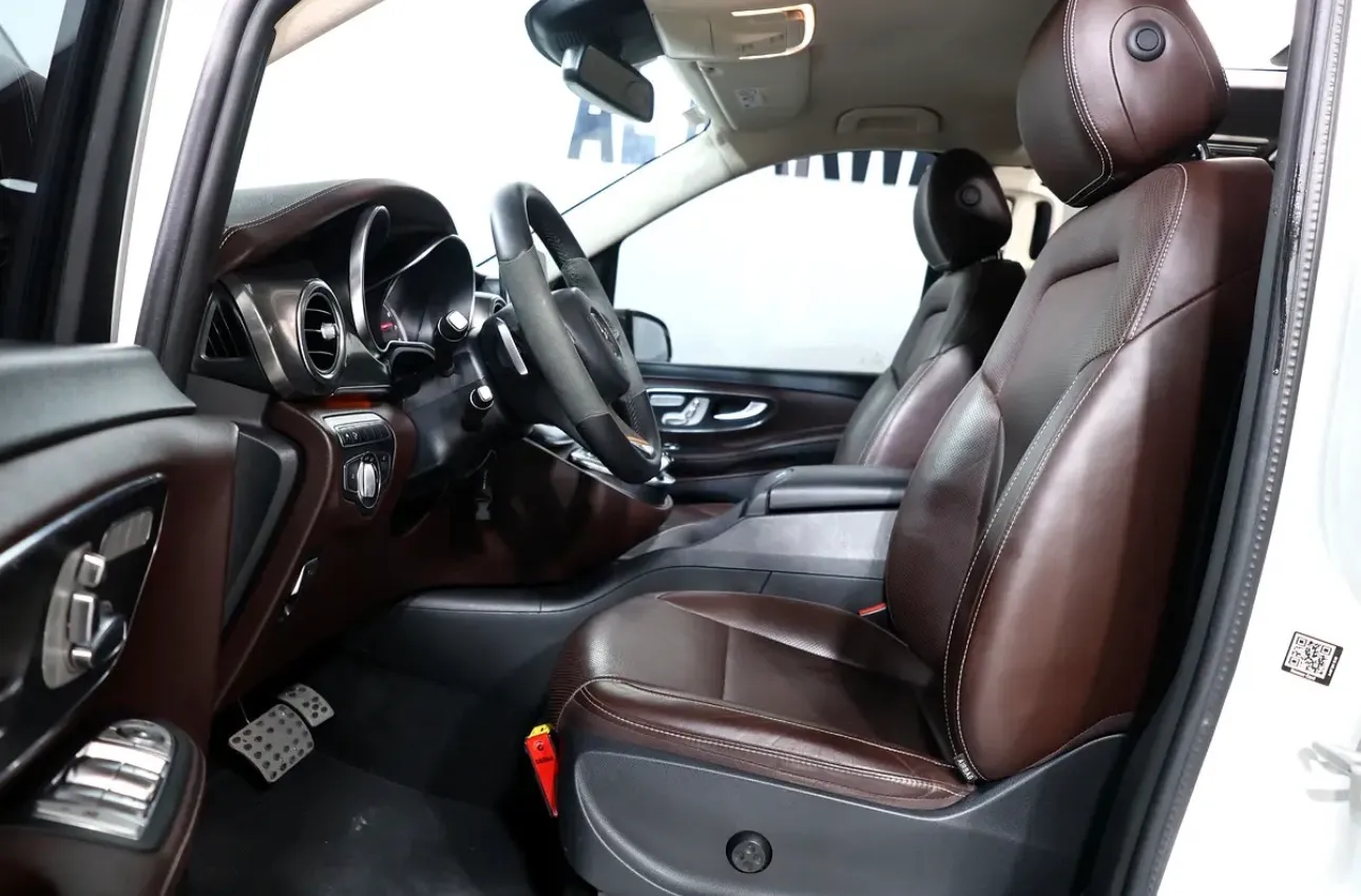 2018 Mercedes-Benz V250 Exclusive - GCC specification - Thumbnail 9
