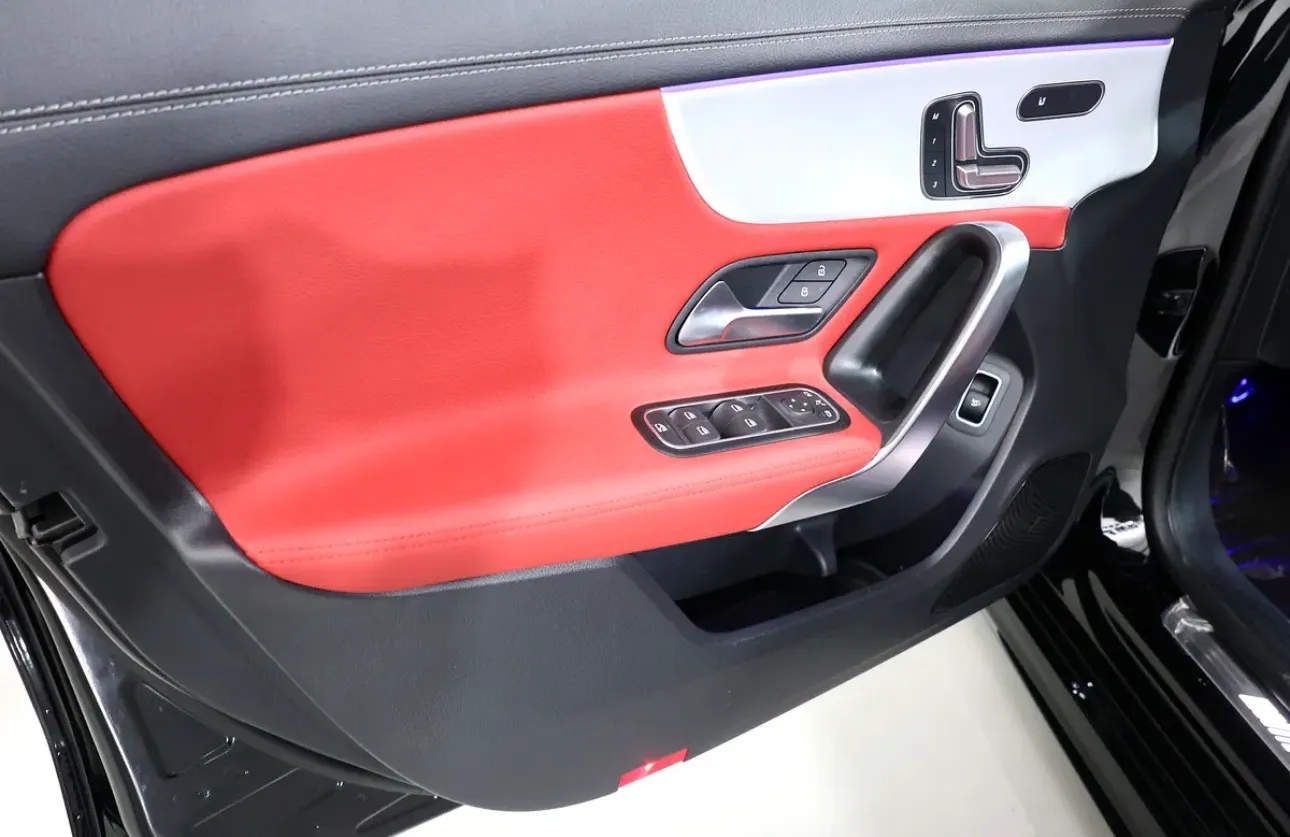 Presenting a stunning 2023 Mercedes-Benz A-Class A 35 AMG in immaculate condition - Thumbnail 7