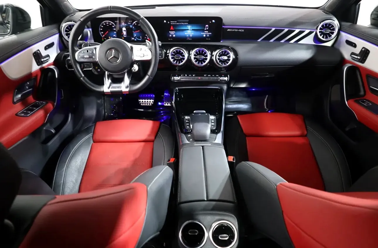 Presenting a stunning 2023 Mercedes-Benz A-Class A 35 AMG in immaculate condition - Thumbnail 10