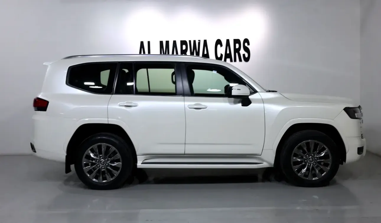 Toyota Land Cruiser GXR 4.0 L 2024. GCC Specs - Thumbnail 6