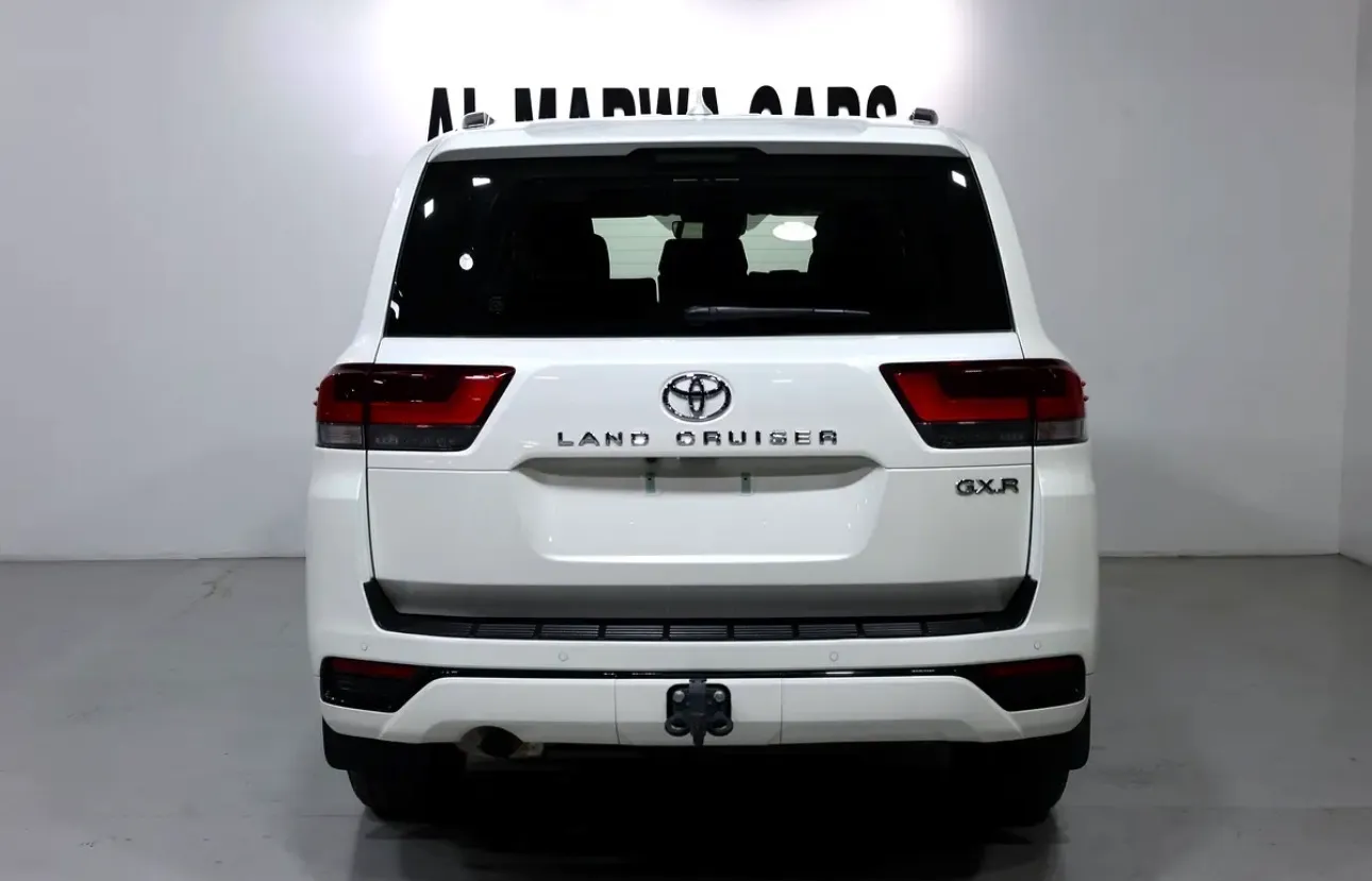 Toyota Land Cruiser GXR 4.0 L 2024. GCC Specs - Thumbnail 8
