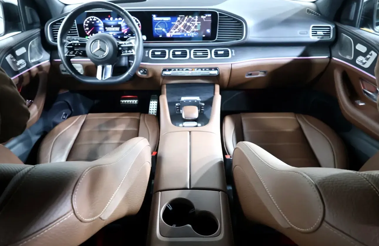 Brand new 2025 Mercedes-Benz GLS 450 4MATIC -premium 7-seater SUV  -GCC specifications,  - Thumbnail 12
