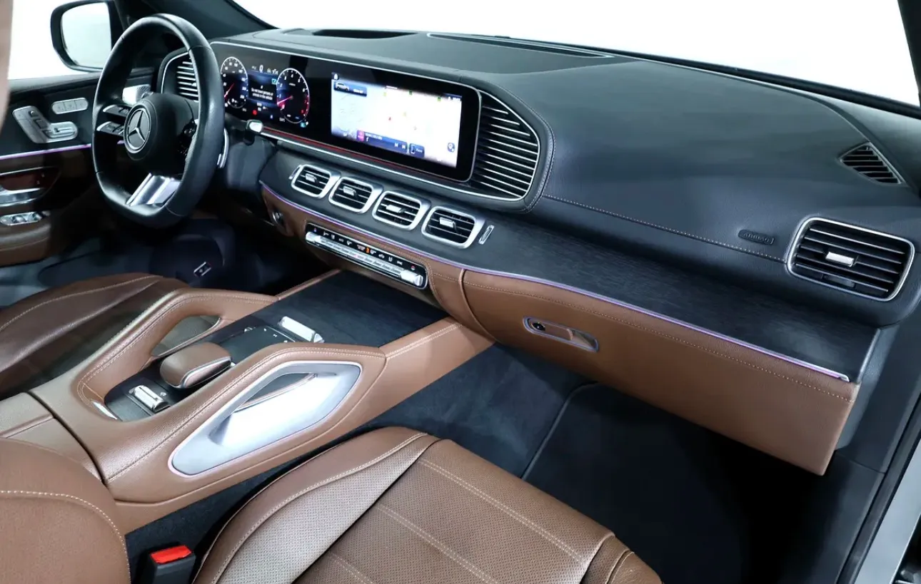 Brand new 2025 Mercedes-Benz GLS 450 4MATIC -premium 7-seater SUV  -GCC specifications,  - Thumbnail 15