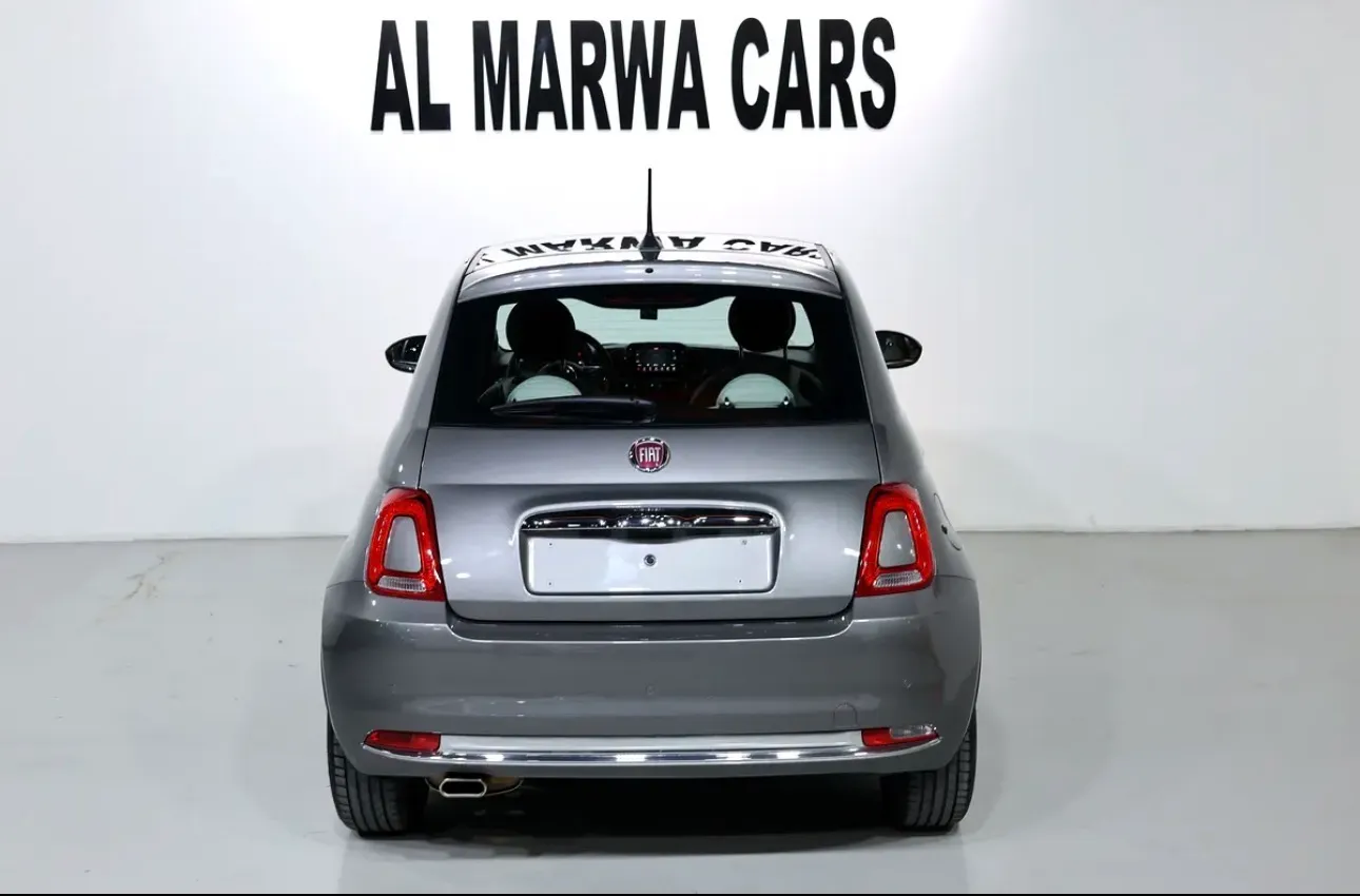Presenting a stunning 2022 Fiat 500 Dolcevita in immaculate condition -GCC SPECS - Thumbnail 6