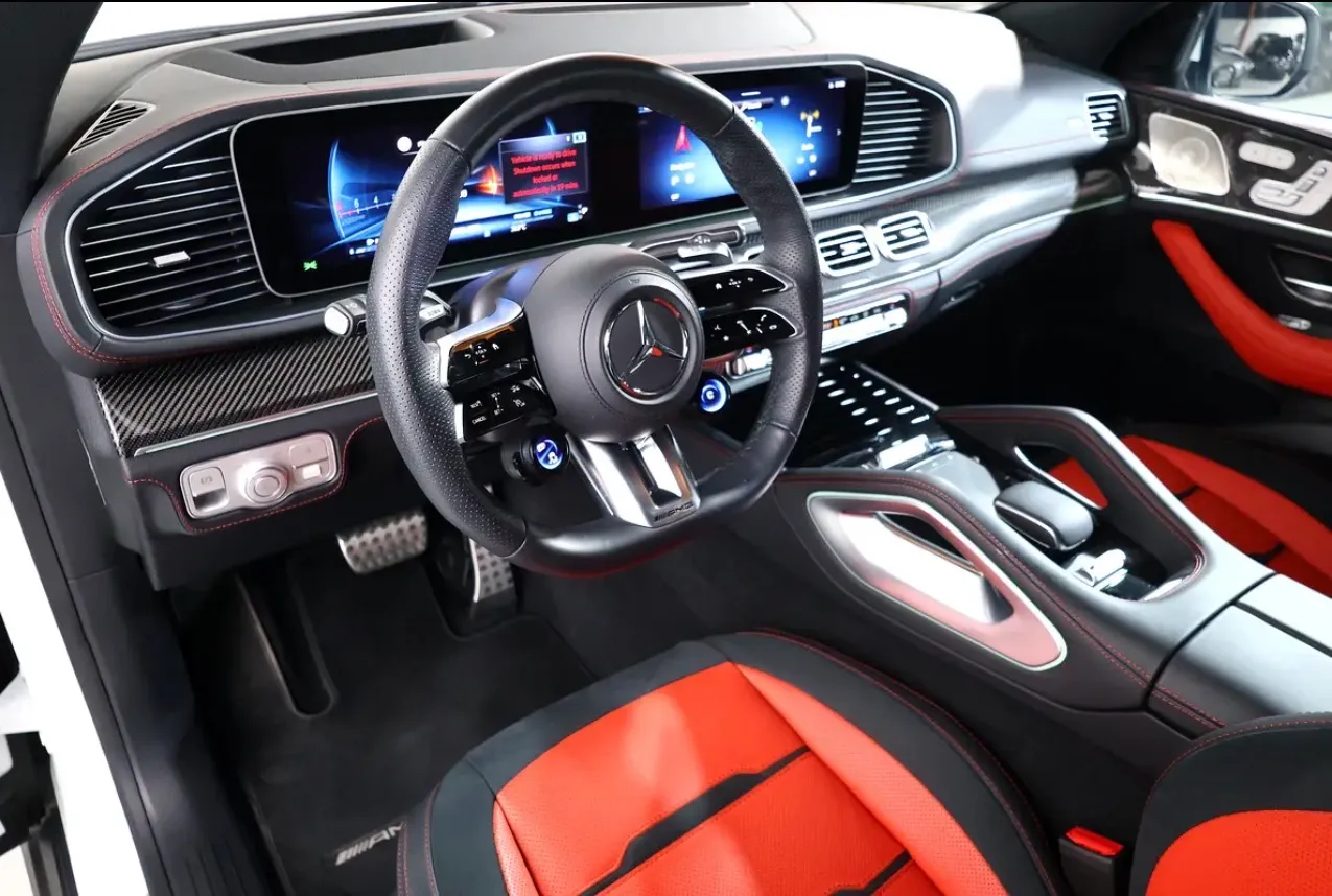 Brand new 2025 Mercedes-Benz GLE 53 AMG Coupe - GCC specifications  -UNDER WARRANTY & SERVICE  - Thumbnail 10