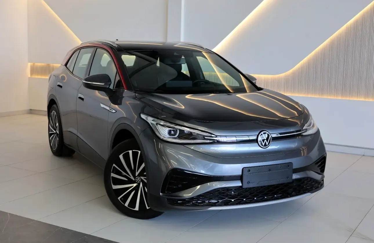 VOLKSWAGEN ID4 CROZZ PURE+  -FULL SERVICE HISTORY  -UNDER WARRANTY  -ACCIDENT FREE  -SINGLE OWNER  -EXCELENT CONDITION  - Thumbnail 2