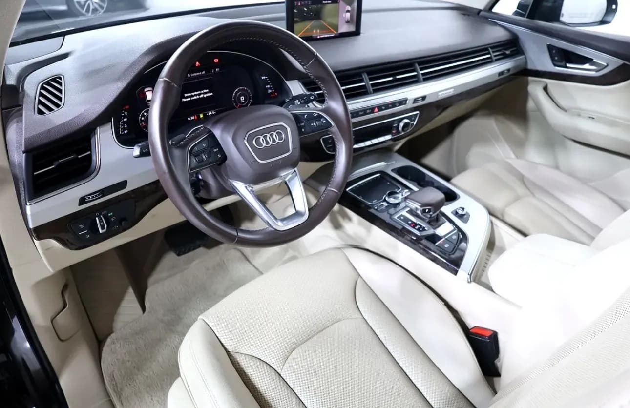 Audi q7 55 TFSI quattro S line-2019-Excellent condition - Thumbnail 9