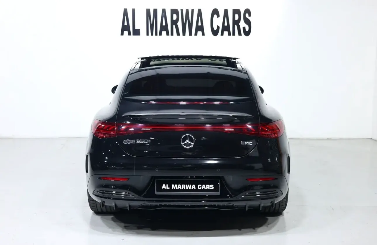 2023 Mercedes EQE 350+ I GCC Specs  -ACCIDENTS FREE  -GCC specifications - Thumbnail 6