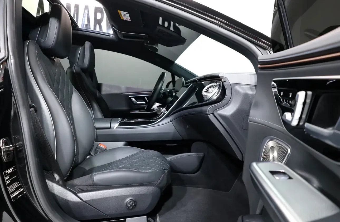 2023 Mercedes EQE 350+ I GCC Specs  -ACCIDENTS FREE  -GCC specifications - Thumbnail 13