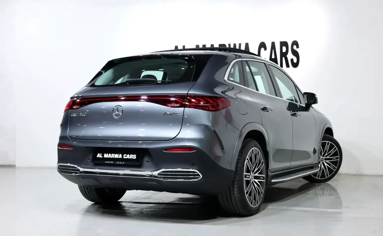 Presenting the brand new 2025 Mercedes-Benz EQE 350 4MATIC - in pristine condition - GCC specifications - Thumbnail 3