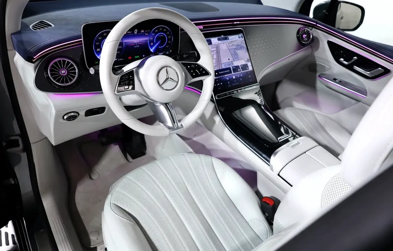 Presenting the brand new 2025 Mercedes-Benz EQE 350 4MATIC - in pristine condition - GCC specifications - Thumbnail 9