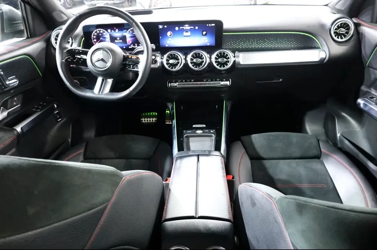 Brand new 2025 Mercedes-Benz GLB 200 in pristine condition  - Thumbnail 10