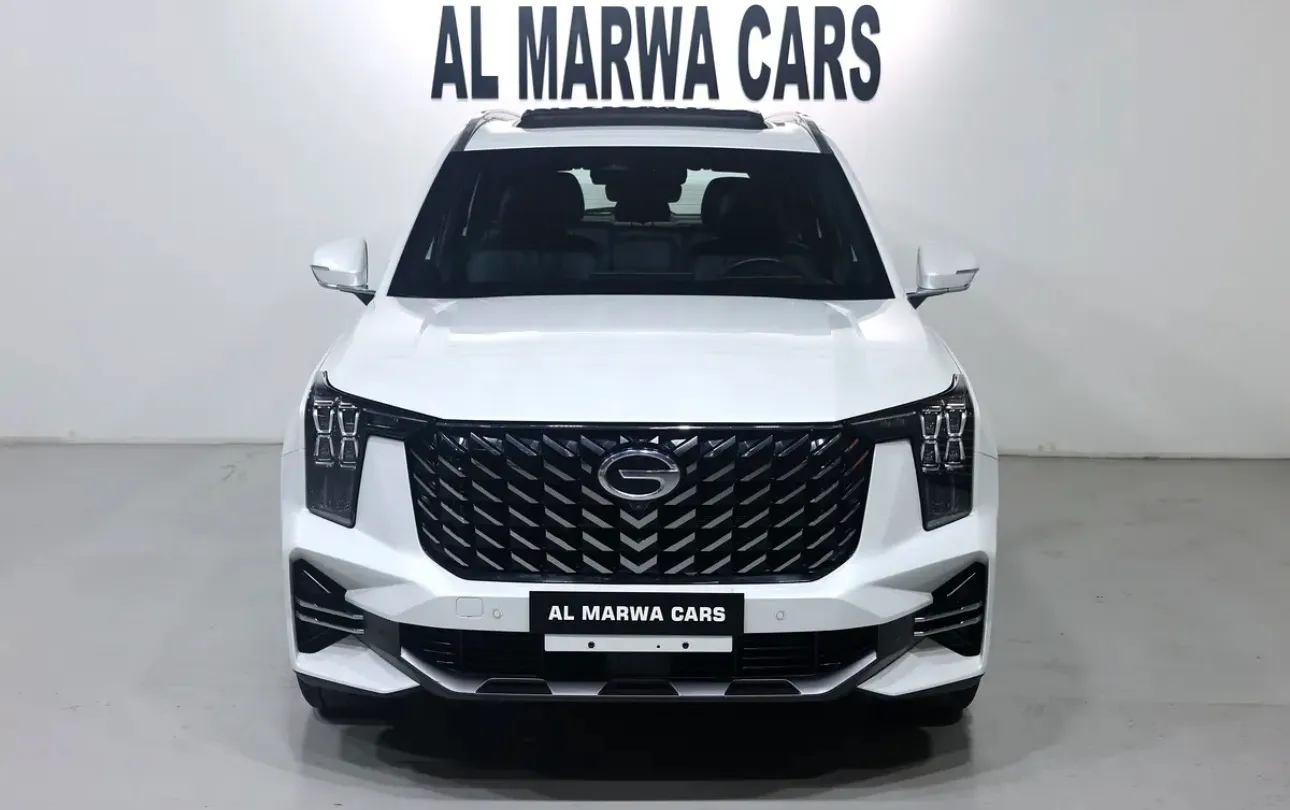 premium 2023 GAC GS8 GX in GCC specifications This spacious 7-seater - Thumbnail 3