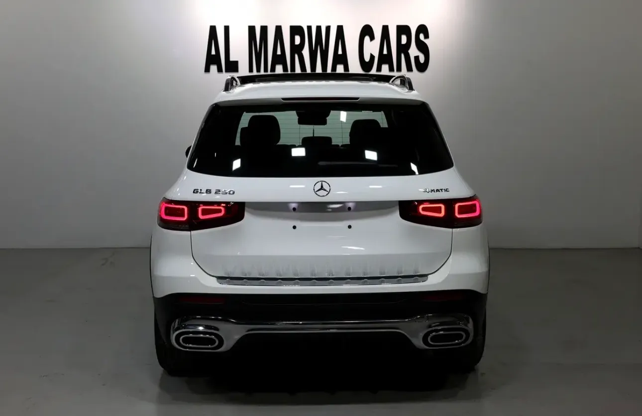 Mercedes-Benz GLB 250-4 Matic-GCC specs-Pristine Condition  - Thumbnail 6