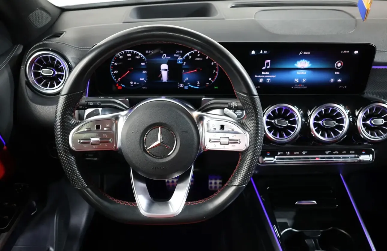 Mercedes-Benz GLB 250-4 Matic-GCC specs-Pristine Condition  - Thumbnail 13