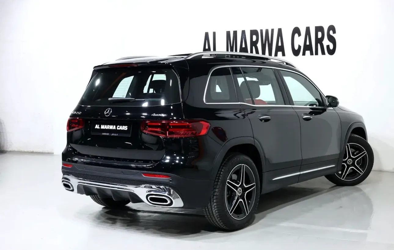 Brand new 2025 Mercedes-Benz GLB 250 4MATIC - in immaculate condition - GCC specifications - SUV  - Thumbnail 3