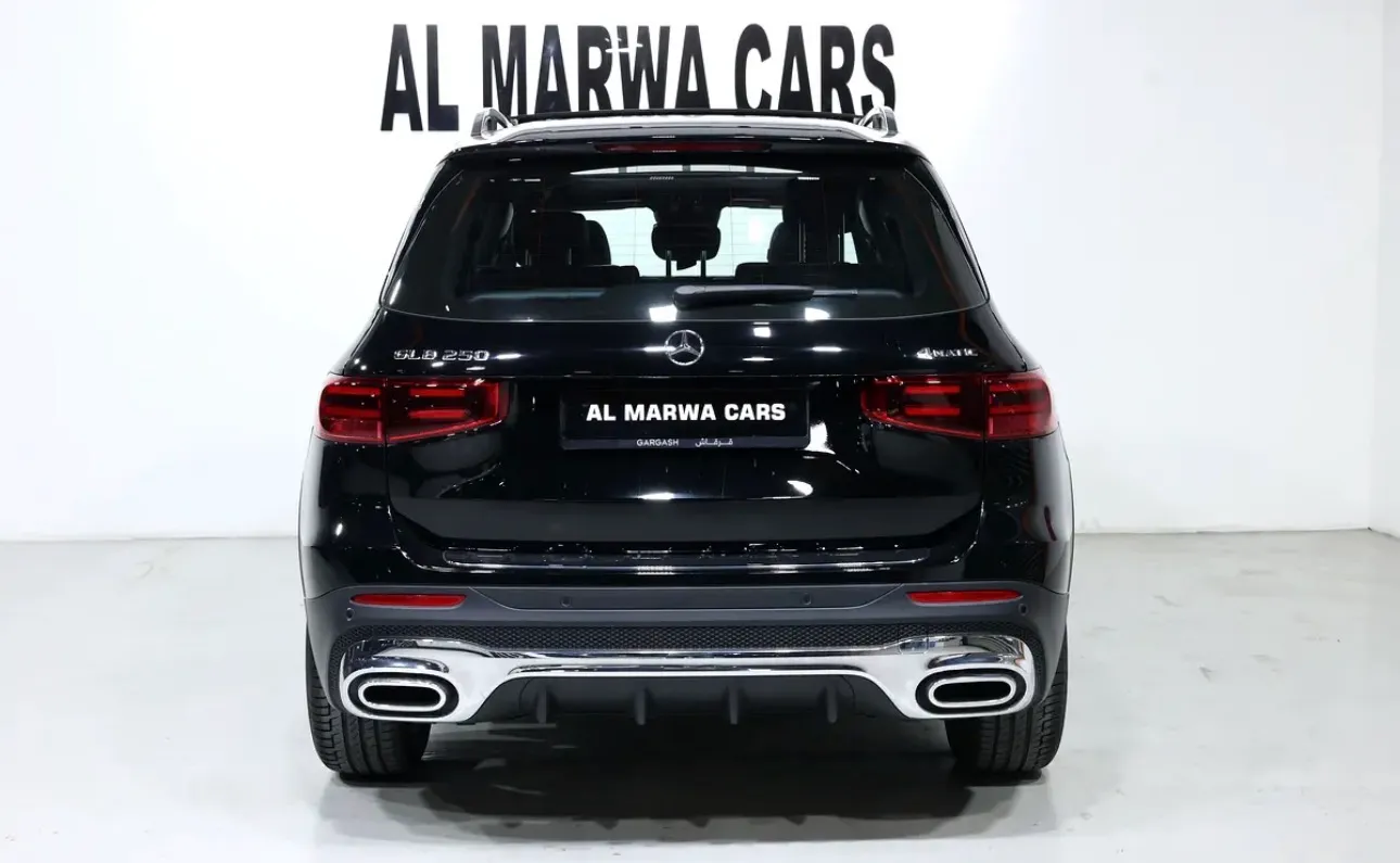 Brand new 2025 Mercedes-Benz GLB 250 4MATIC - in immaculate condition - GCC specifications - SUV  - Thumbnail 5