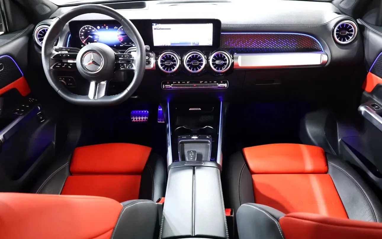 Brand new 2025 Mercedes-Benz GLB 250 4MATIC - in immaculate condition - GCC specifications - SUV  - Thumbnail 9