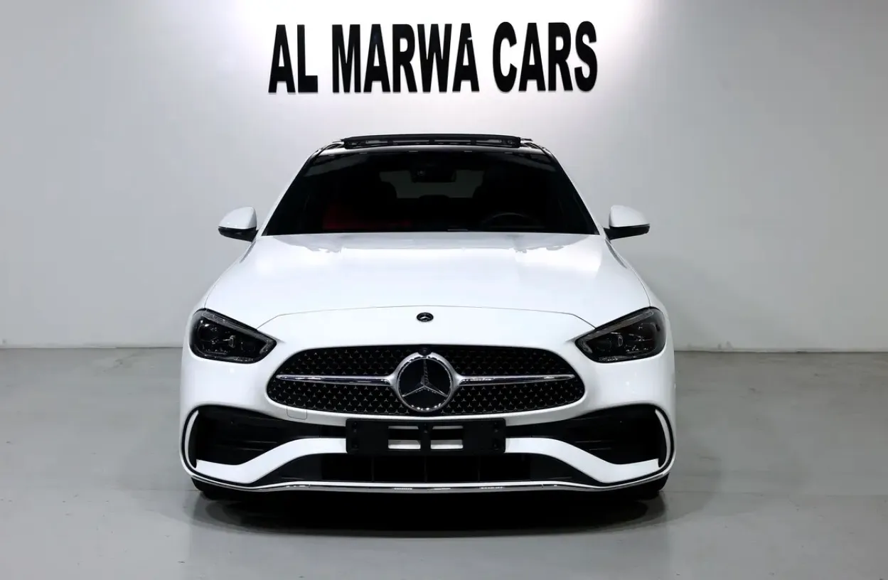 Brand new 2025 Mercedes-Benz C-Class C200 GCC specs -13000KM - Thumbnail 4