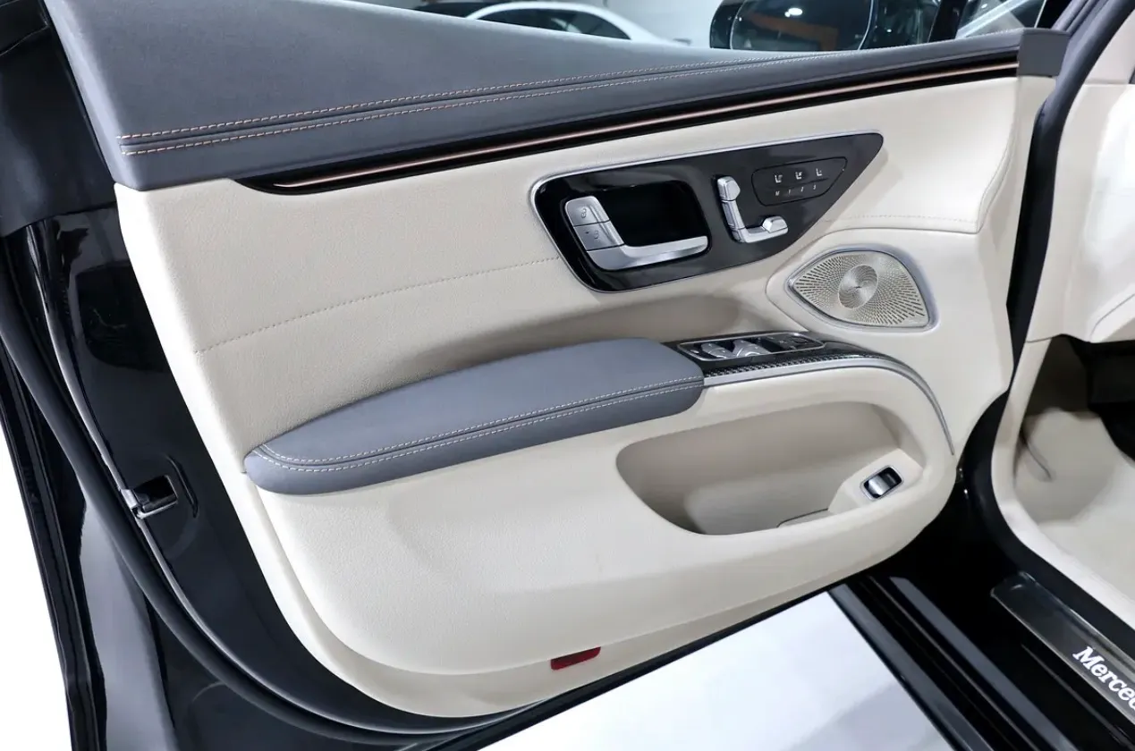 Presenting the 2023 Mercedes-Benz EQS 450+ in pristine condition -GCC specifications - Thumbnail 8