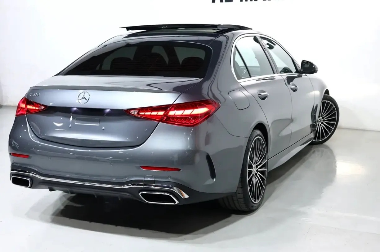 Brand new condition 2025 Mercedes-Benz C-Class C200 GCC specifications  -13000KM - Thumbnail 6