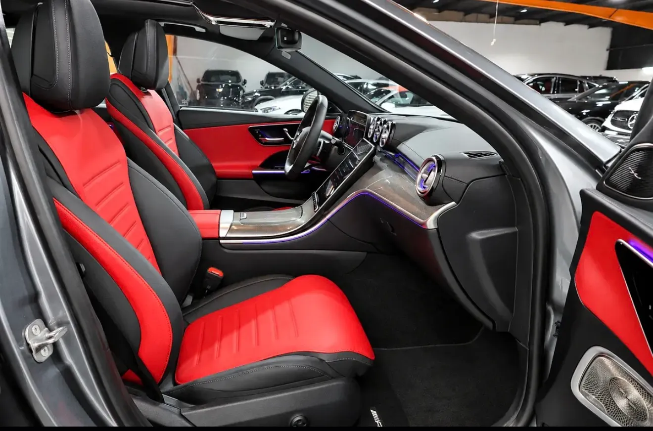 Brand new condition 2025 Mercedes-Benz C-Class C200 GCC specifications  -13000KM - Thumbnail 11
