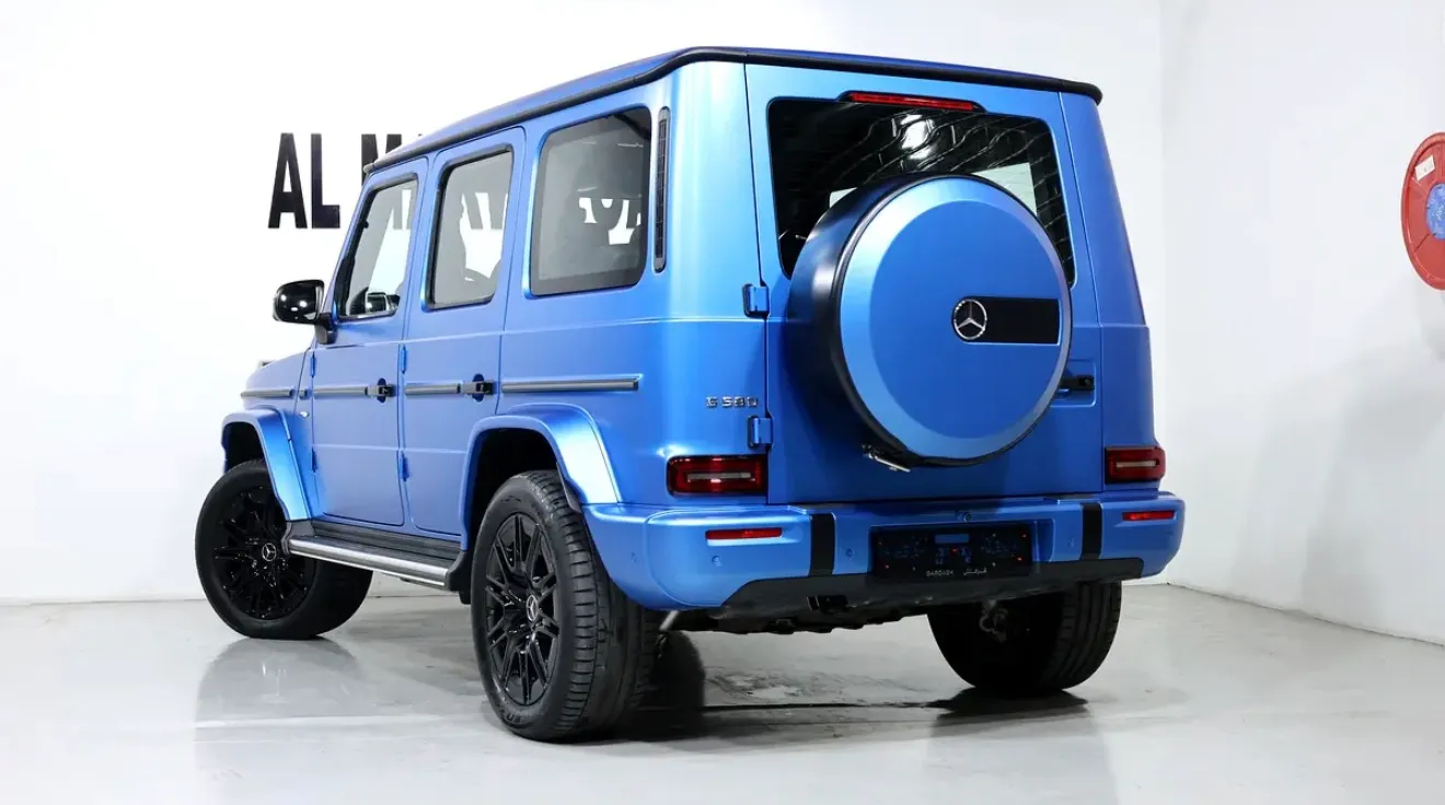 Brand new 2025 Mercedes-Benz G-Class G 580  -GCC specification - Perfect condition - Thumbnail 2