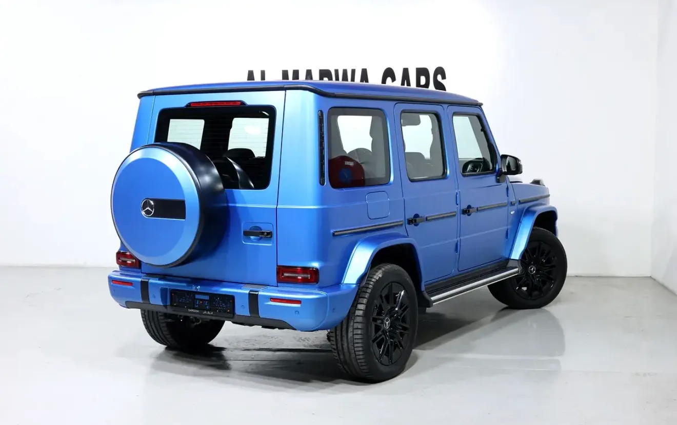 Brand new 2025 Mercedes-Benz G-Class G 580  -GCC specification - Perfect condition - Thumbnail 3