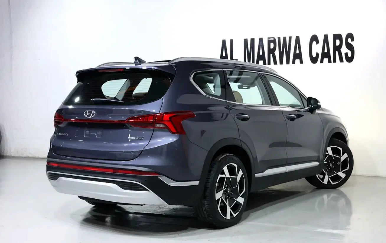 2022 Hyundai Santa Fe Premium Plus  - GCC specifications -Full service history -UNDER WARRANTY - Thumbnail 4