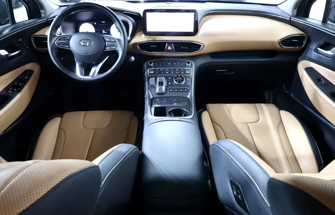 2022 Hyundai Santa Fe Premium Plus  - GCC specifications -Full service history -UNDER WARRANTY - Thumbnail 11