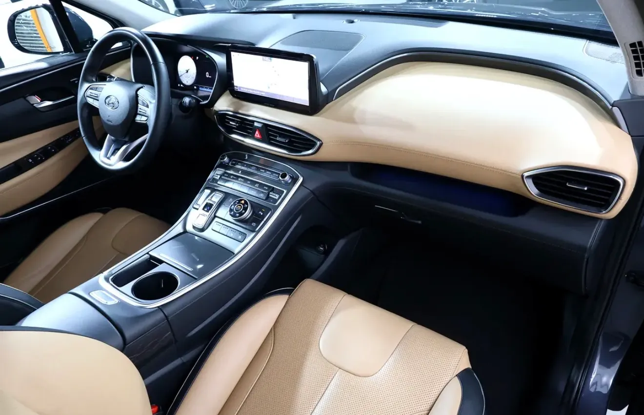 2022 Hyundai Santa Fe Premium Plus  - GCC specifications -Full service history -UNDER WARRANTY - Thumbnail 12