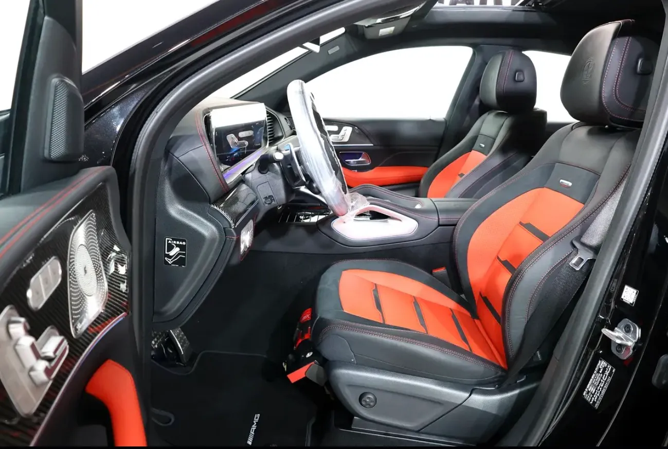 Brand new 2026 Mercedes-Benz GLE Coupe GLE 53 AMG - with GCC specifications. - Thumbnail 9