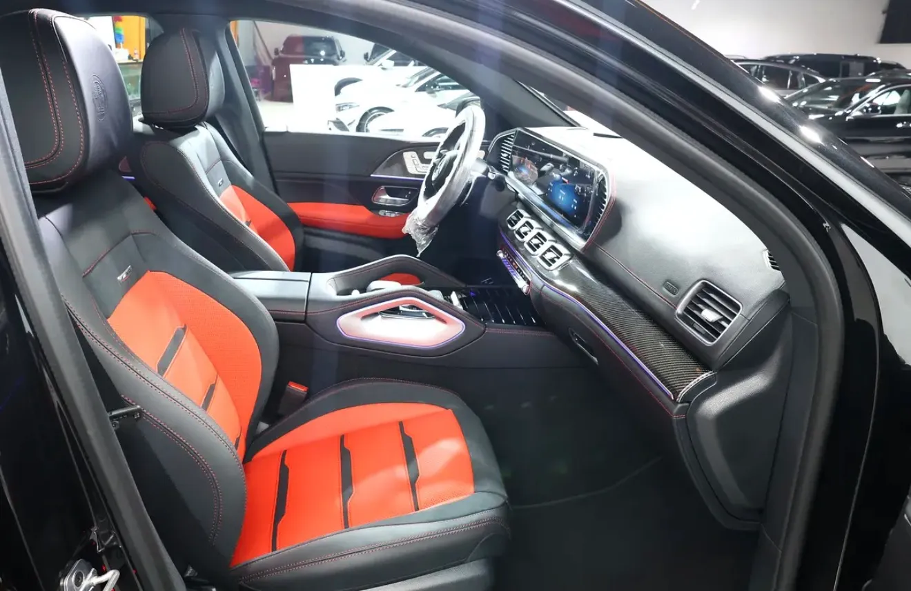 Brand new 2026 Mercedes-Benz GLE Coupe GLE 53 AMG - with GCC specifications. - Thumbnail 12