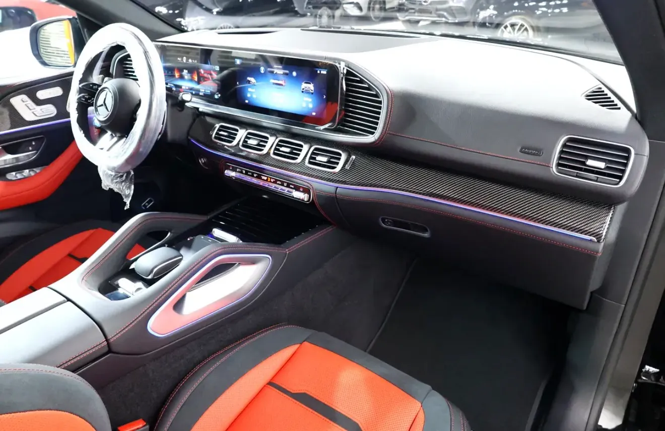 Brand new 2026 Mercedes-Benz GLE Coupe GLE 53 AMG - with GCC specifications. - Thumbnail 13