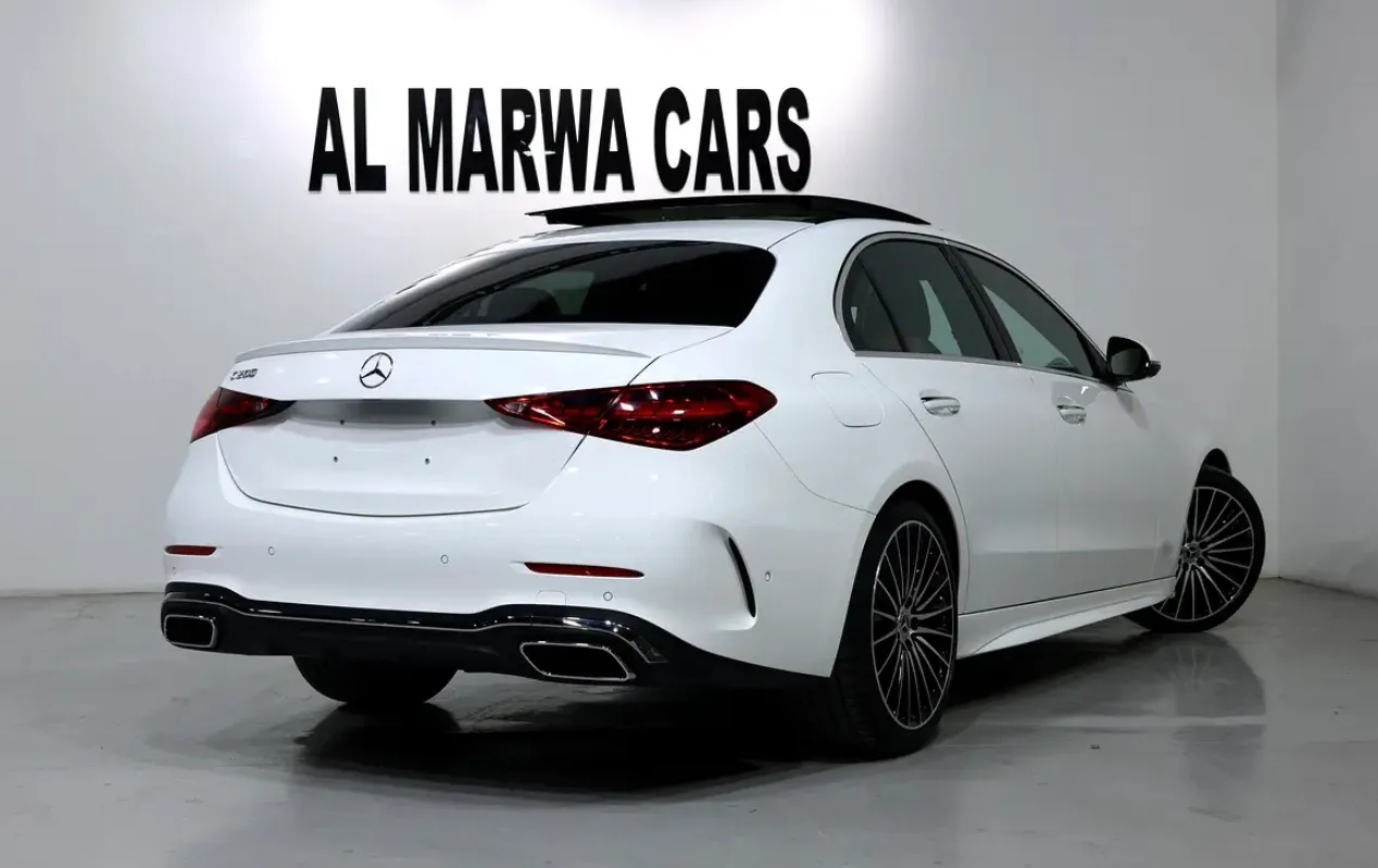Presenting the pristine 2025 Mercedes-Benz C-Class C200  - GCC Specifications - Thumbnail 4