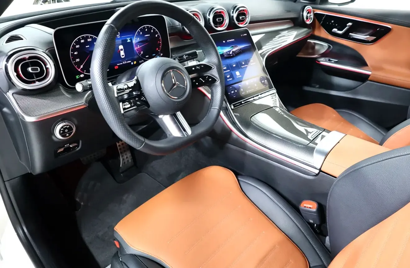Presenting the pristine 2025 Mercedes-Benz C-Class C200  - GCC Specifications - Thumbnail 10