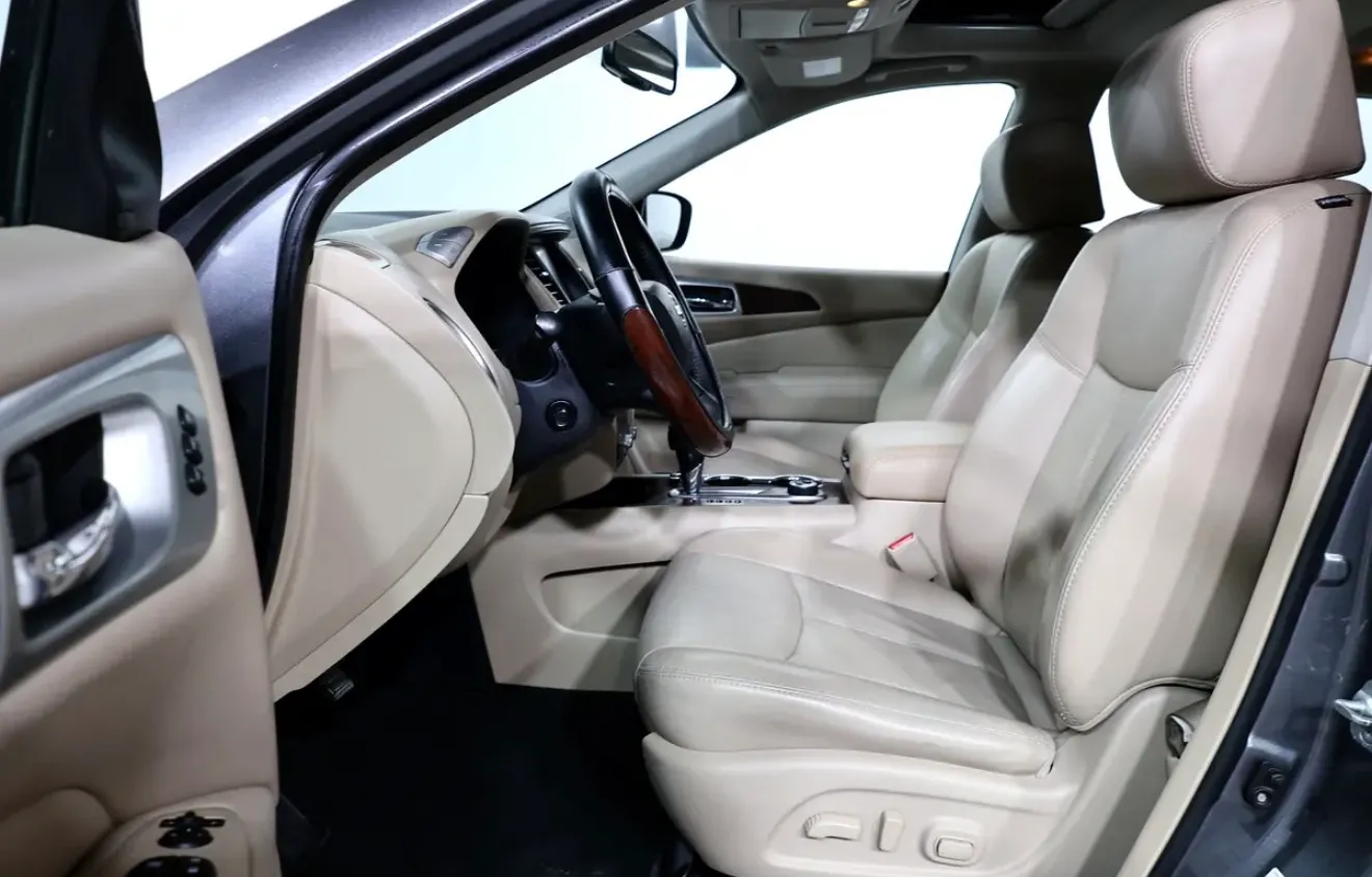 Well maintained 2018 Nissan Pathfinder SV  -in excellent condition. -GCC specifications - Thumbnail 11