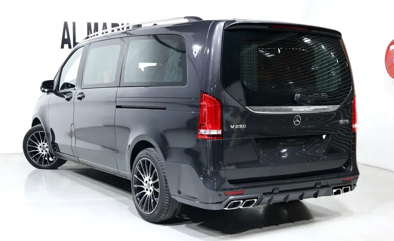 Mercedes-Benz V-Class V 250 2022 model - in pristine condition. -113000km -GCC specifications -Falcon Edition -Full service history  - Thumbnail 3
