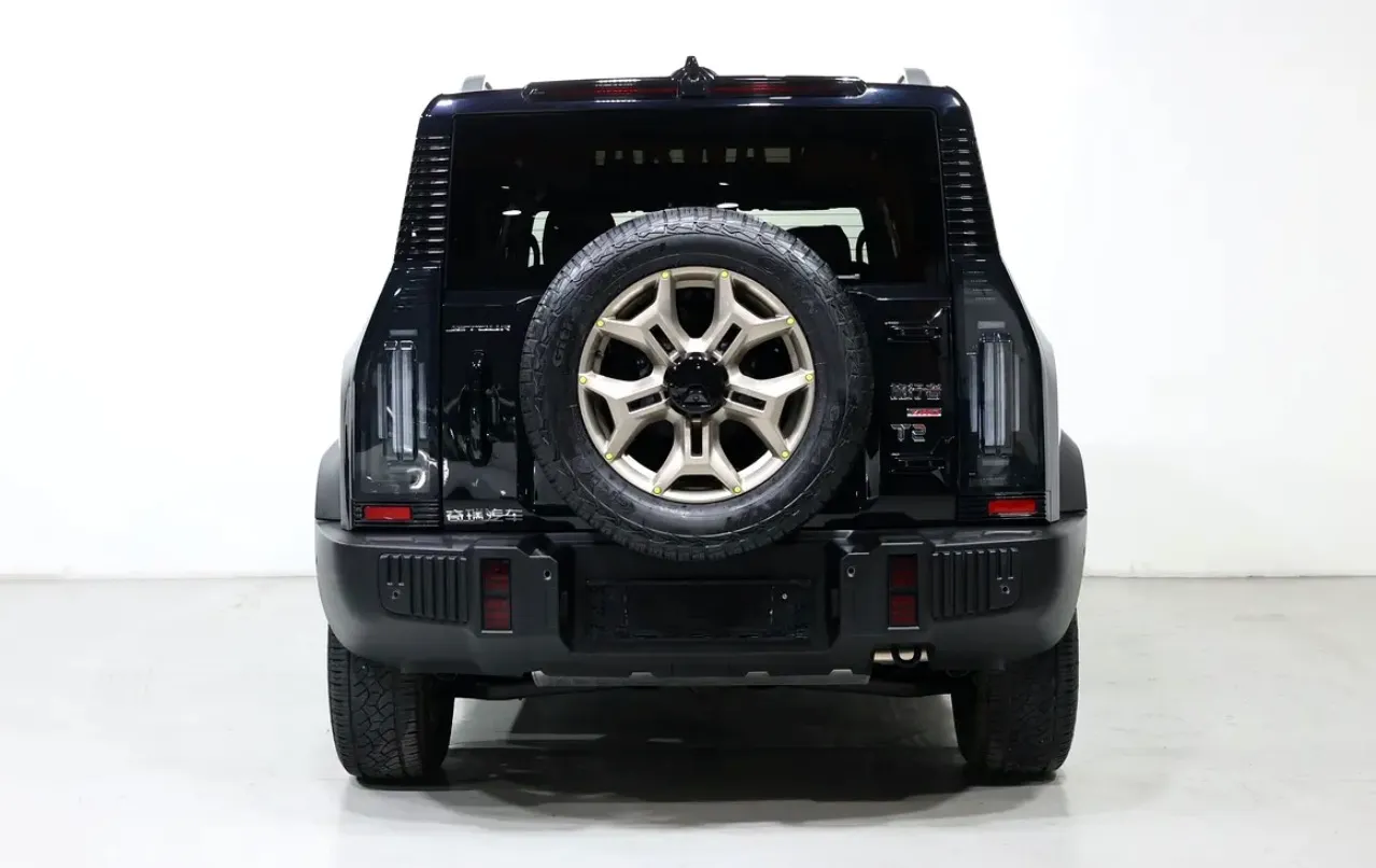 2024 Jetour T2 Luxury Plus - (Chinese Specs)  -in excellent condition - Thumbnail 6