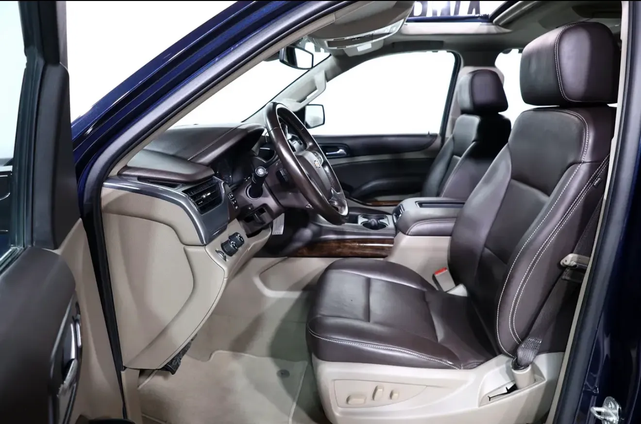 For sale: 2020 Chevrolet Tahoe LT  -in excellent condition  -GCC specifications -SUV  - Thumbnail 9